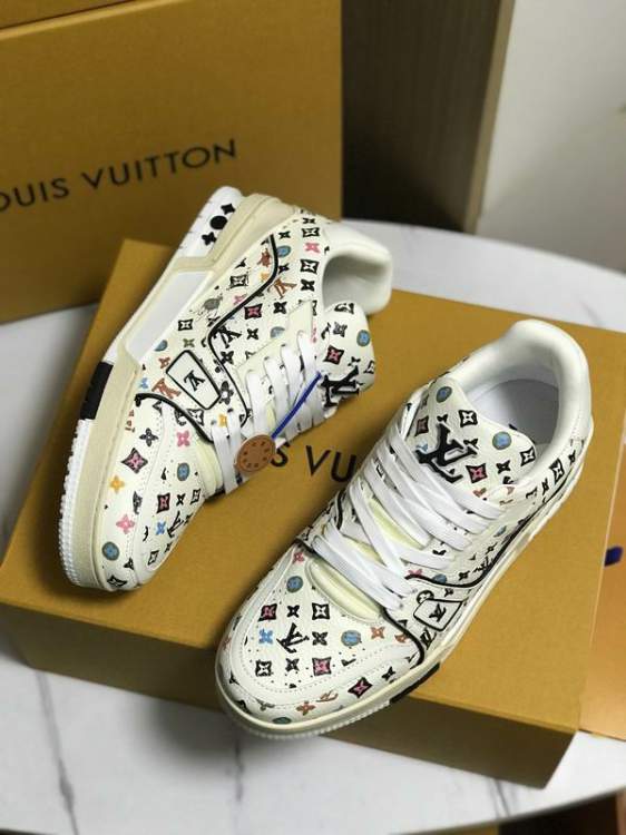 Picture of Louis Vuitton Shoes _SKULVsz35-4038-463cmmnf072216491